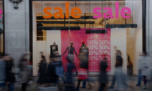 Áp lực lạm phát “đè nén” bán lẻ thời trang  