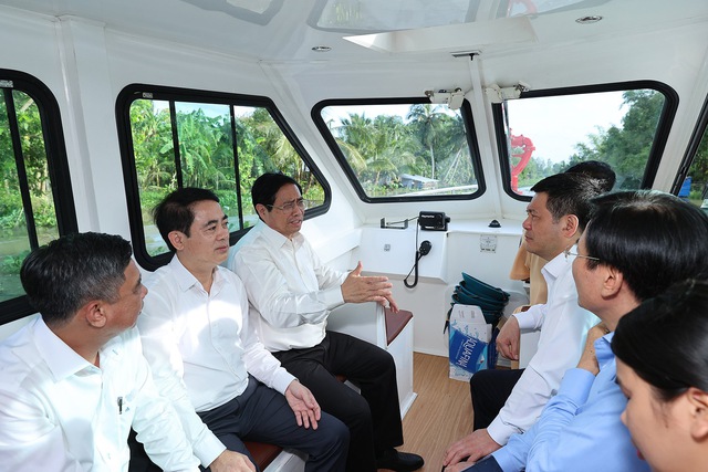 Thủ tướng trực tiếp khảo sát Khu Bảo tồn Lung Ngọc Hoàng. Ảnh - VGP.