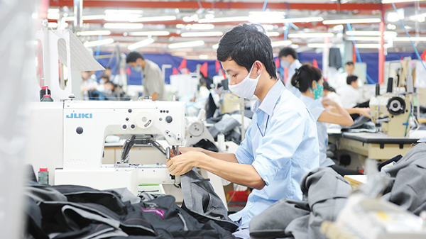 Nhà đầu tư ngoại “rót” gần 16,8 tỷ USD đầu tư vào Việt Nam trong 8 tháng