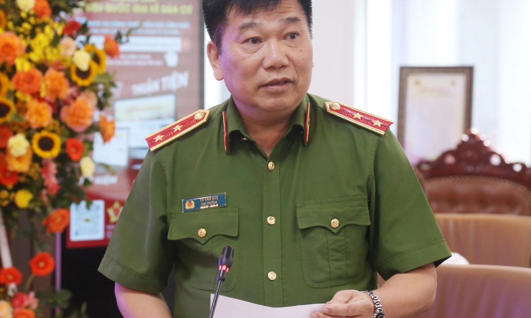 Trung tướng Tô Văn Huệ, Cục trưởng Cục Cảnh sát quản lý hành chính về trật tự xã hội thông tin tại Họp báo chiều 18/7. 
