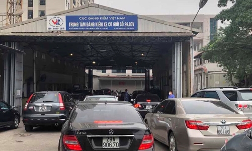 Sắp bắt buộc ô tô phải dán thẻ thu phí không dừng ETC khi đi đăng kiểm