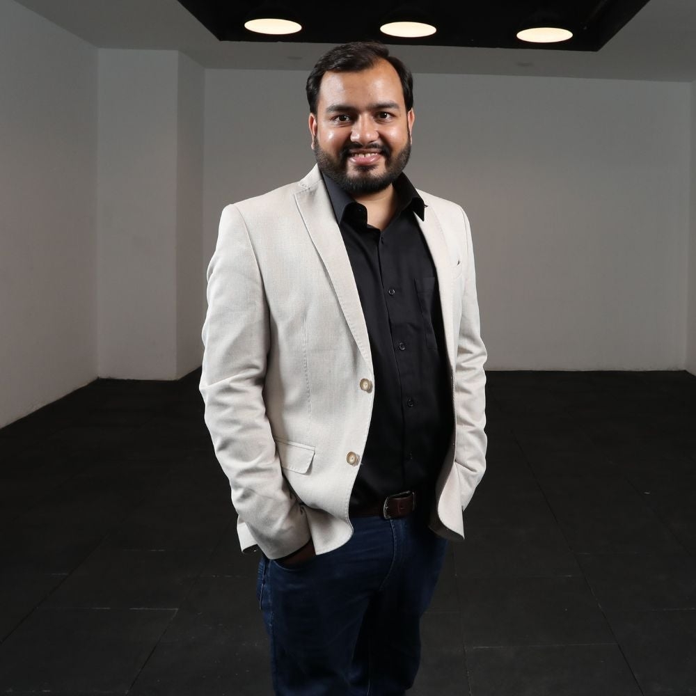 Anh Pandey lu&ocirc;n cố gắng giữ g&igrave;n v&agrave; n&acirc;ng cao thương hiệu của Physics Wallah