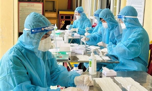 Lương bác sỹ ra trường chưa đến 5 triệu đồng