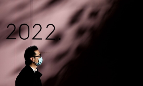 Châu Âu đeo khẩu trang trở lại, Covid-19 còn lâu mới chấm dứt?