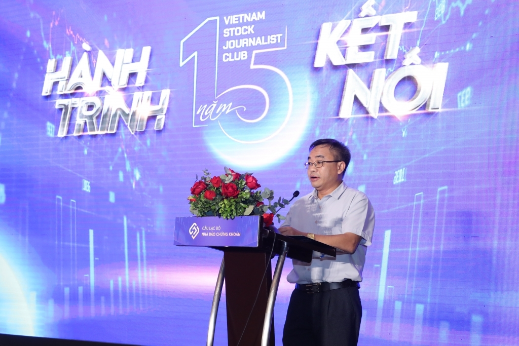 Nh&agrave; b&aacute;o Đậu Huy S&aacute;u, Ph&oacute; Tổng bi&ecirc;n tập Thời b&aacute;o T&agrave;i ch&iacute;nh, Ph&oacute; chủ nhiệm C&acirc;u lạc bộ chia sẻ về chặng đường 15 năm hoạt động.