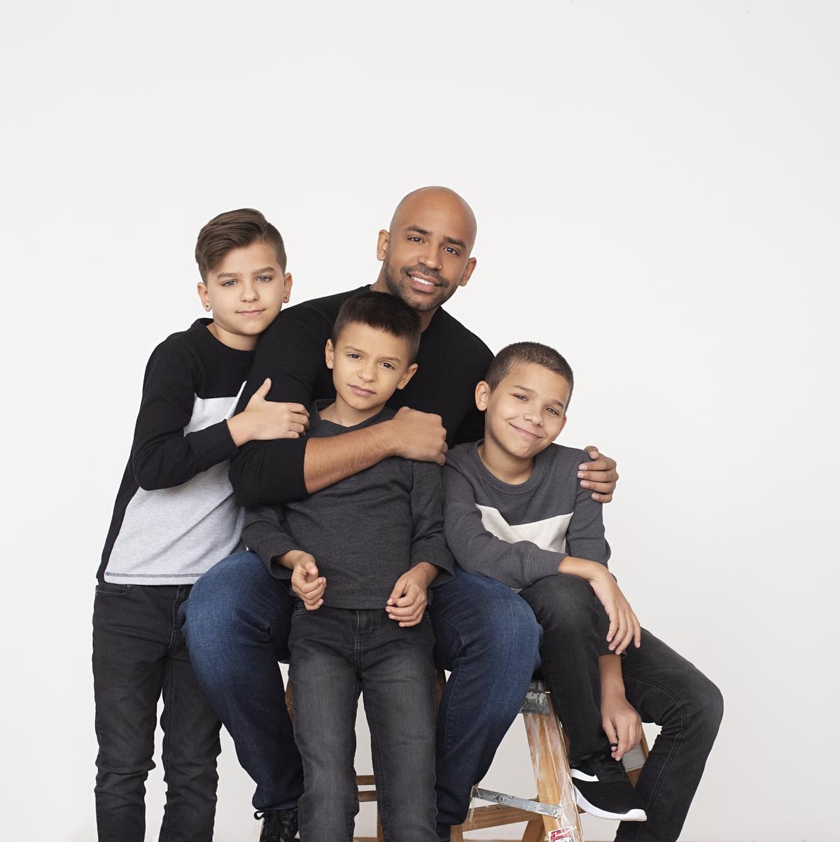 Nhờ việc t&igrave;m kiếm huấn luyện vi&ecirc;n game cho c&aacute;c con, Fabian đ&atilde; c&oacute; &yacute; tưởng khởi nghiệp mới