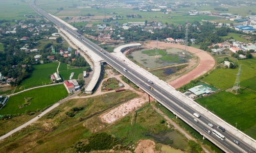 Thủ tướng làm trưởng Ban chỉ đạo Nhà nước về các công trình giao thông trọng điểm quốc gia