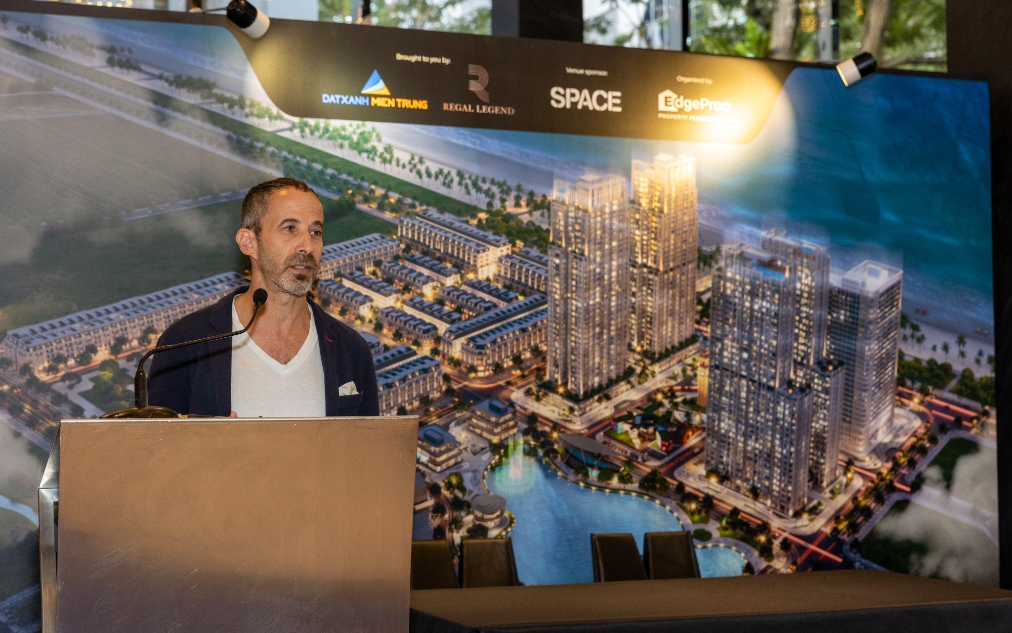 Ông Dan Levin - Giám đốc B H Architects Việt Nam - thương hiệu có bề dày kinh nghiệm 70 năm chia sẻ về thiết kế ấn tượng của tòa Novotel Quang Binh Hotel & Residence.