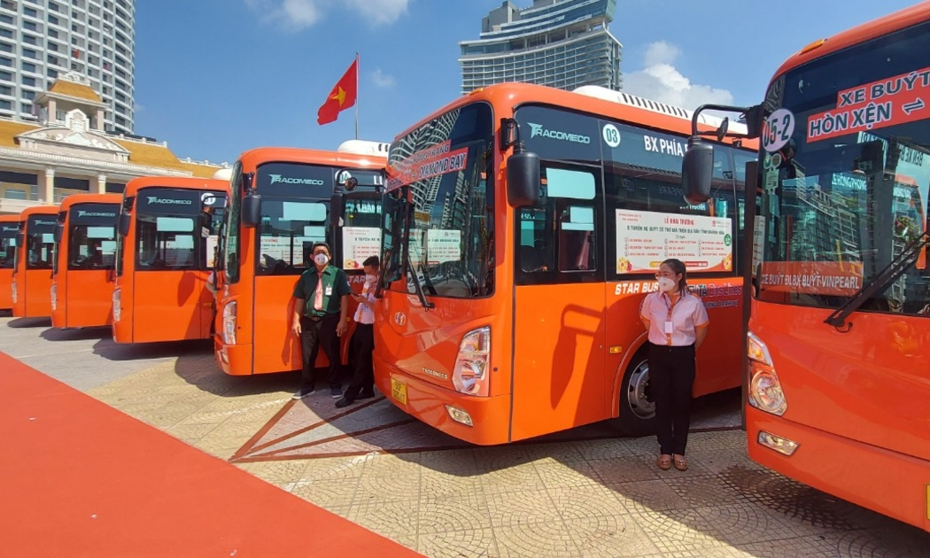 Theo các chuyên gia, xe buýt phải tiện lợi, an toàn, văn minh và , nâng cao chất lượng phục vụ mới có thể