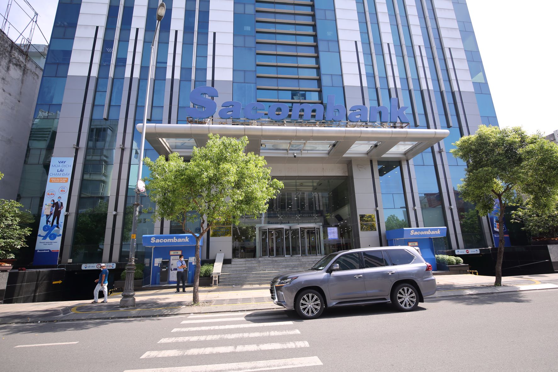 Hơn 12.000 tỷ đồng nợ xấu và tài sản tồn đọng được Sacombank thu hồi.