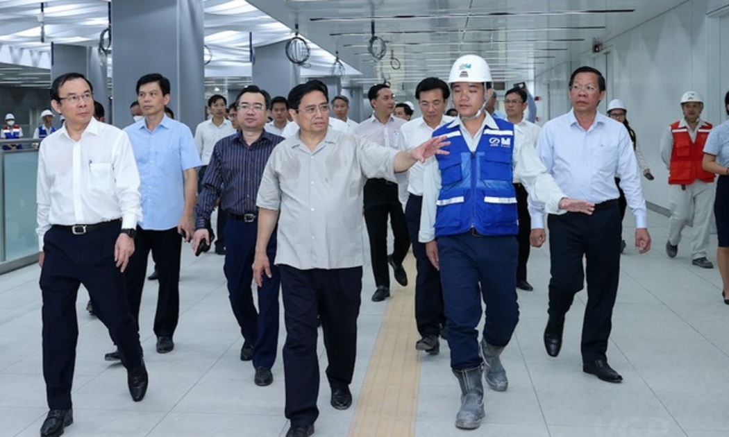 Thủ tướng đã khảo sát thực địa 2 dự án hạ tầng giao thông trọng điểm trên địa bàn - Ảnh: VGP/Nhật Bắc.