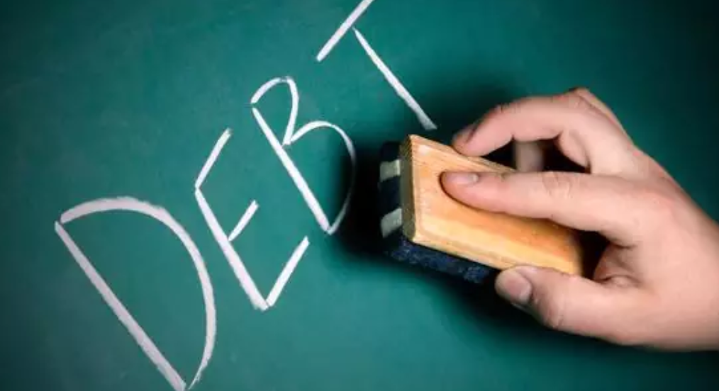 Tính đến cuối năm 2021, tổng số tiền thuế, tiền chậm nộp được khoanh nợ, xoá tiền chậm nộp gần 33.000 tỷ đồng.