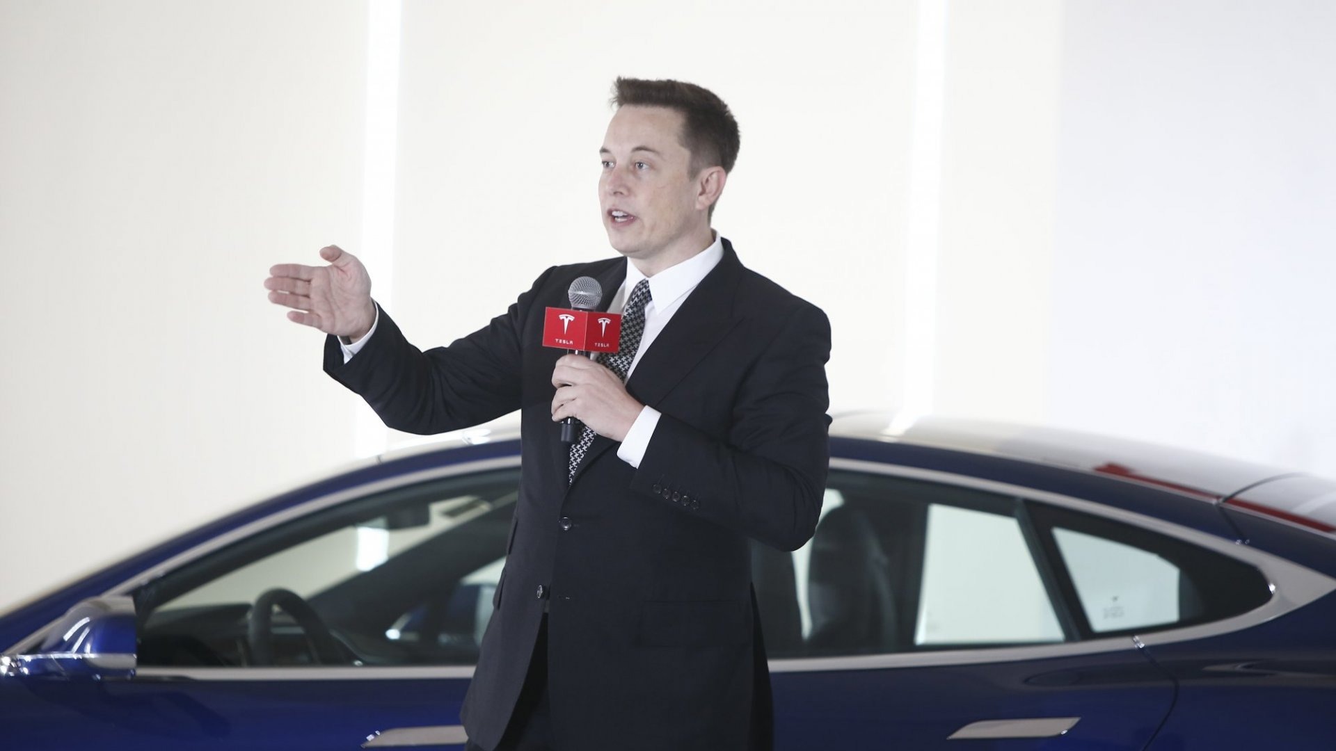 Elon Musk nổi tiếng luôn áp dụng các quy trình và chiến lược kỹ thuật vào nhiều khía cạnh kinh doanh - và cuộc sống.