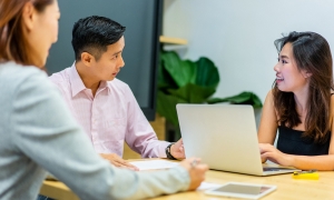 Các đội ngũ nhân viên nhân sự đang cần những phần mềm quản lý có các tính năng ưu việt để giảm bớt quá trình làm việc thủ công và không đạt hiệu quả cao