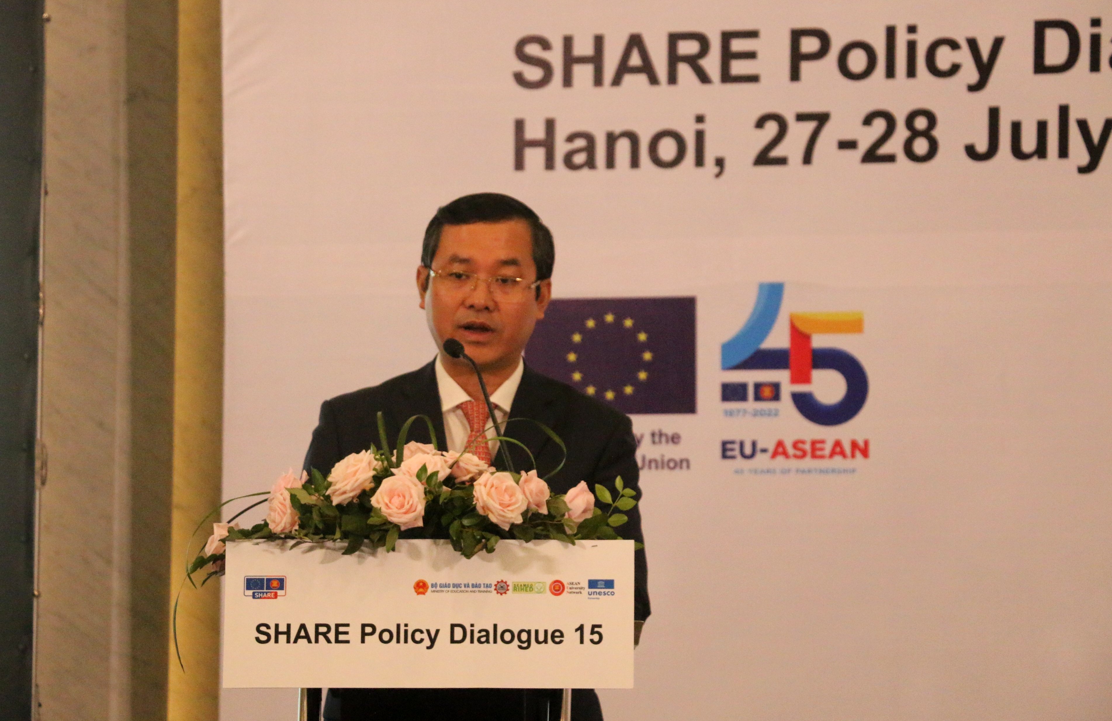 Thứ trưởng Bộ Giáo dục và Đào tạo Nguyễn Văn Phúc phát biểu tại sự kiện.