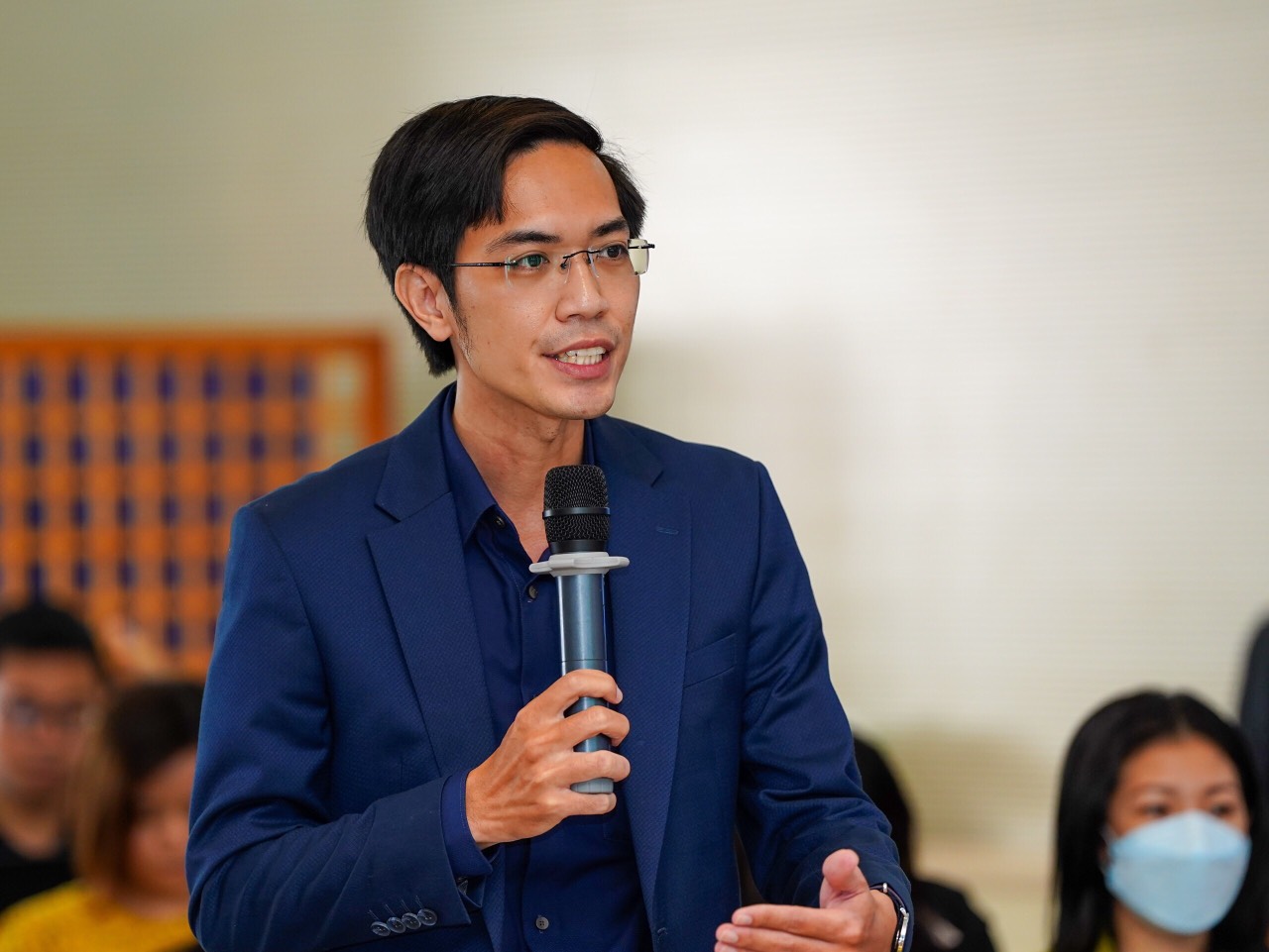 Tiến sĩ Nguyễn Hữu Huân, Trưởng bộ môn Thị trường Tài chính, Đại học Kinh tế TP. Hồ Chí Minh.