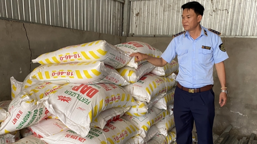 Vụ việc kinh doanh phân bón giả trên địa bàn tỉnh Kiên Giang.  