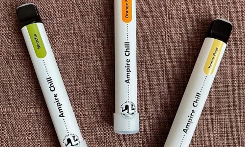 Cảnh báo nguy cơ ngộ độc khi sử dụng thuốc lá điện tử 