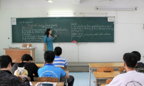 Sở Giáo dục và Đào tạo Hà Nội đề nghị triển khai thu học phí, lệ phí tuyển sinh không dùng tiền mặt