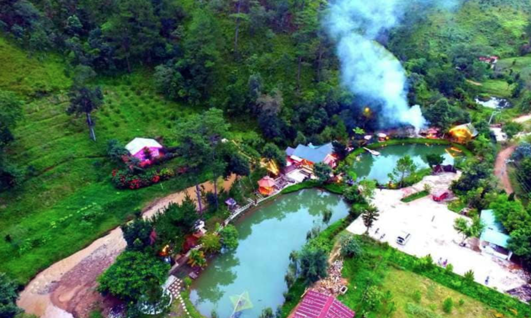 Một khu du lịch sinh thái tại huyện Lạc Dương, tỉnh Lâm Đồng.