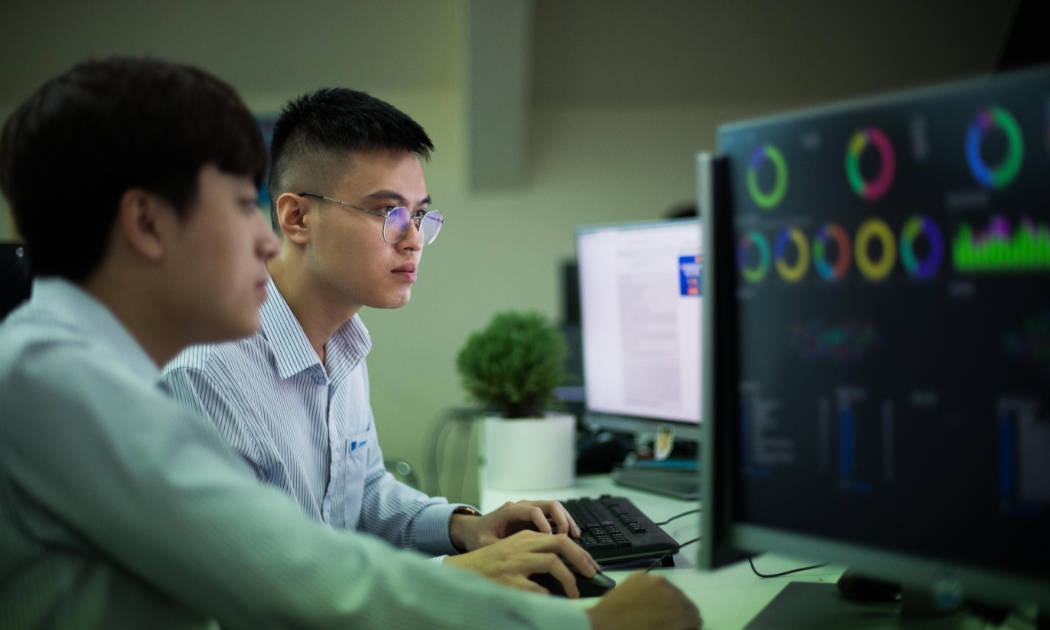 VNPT Cloud với hơn 1.000 server vật lý được vận hành bởi đội ngũ chuyên gia giàu kinh nghiệm.