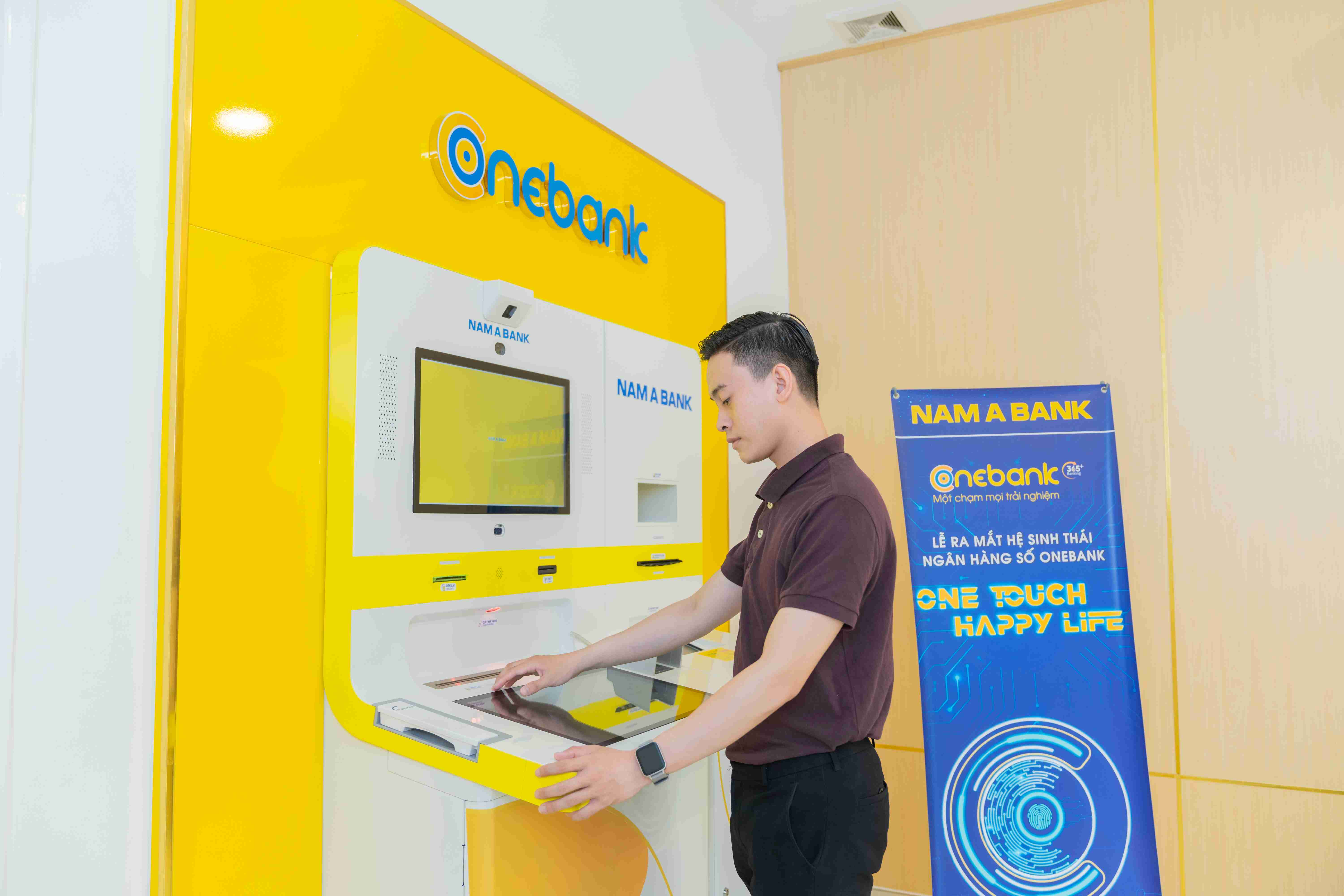 Nam A Bank sớm đẩy mạnh chuyển đổi số nhằm mang đến những trải nghiệm vượt trội cho khách hàng.