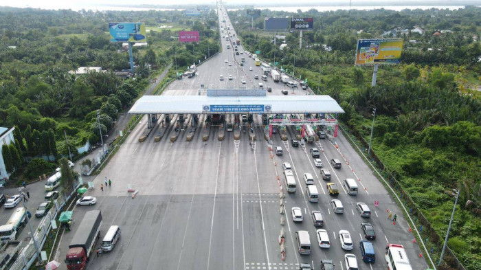 Ùn ứ xảy ra tại 1 trạm thu phí thuộc cao tốc TP.HCM - Long Thành - Dầu Giây