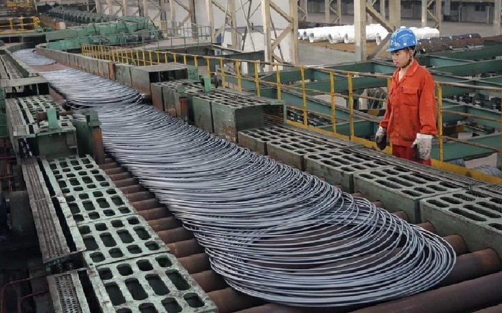 Nhu cầu thép giảm đã tác động trực tiếp đến giá nguyên liệu đầu vào.