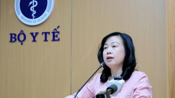 Quyền Bộ trưởng Y tế: Có tình trạng né tránh tiêm vaccine Covid-19 