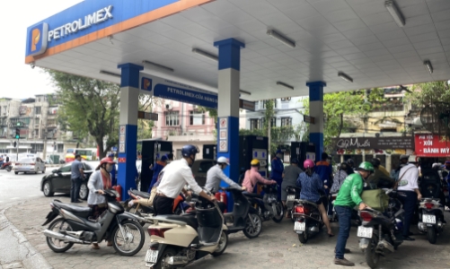 Nghịch lý: Giá dầu lập kỷ lục, nhiều doanh nghiệp họ dầu khí vẫn báo lỗ