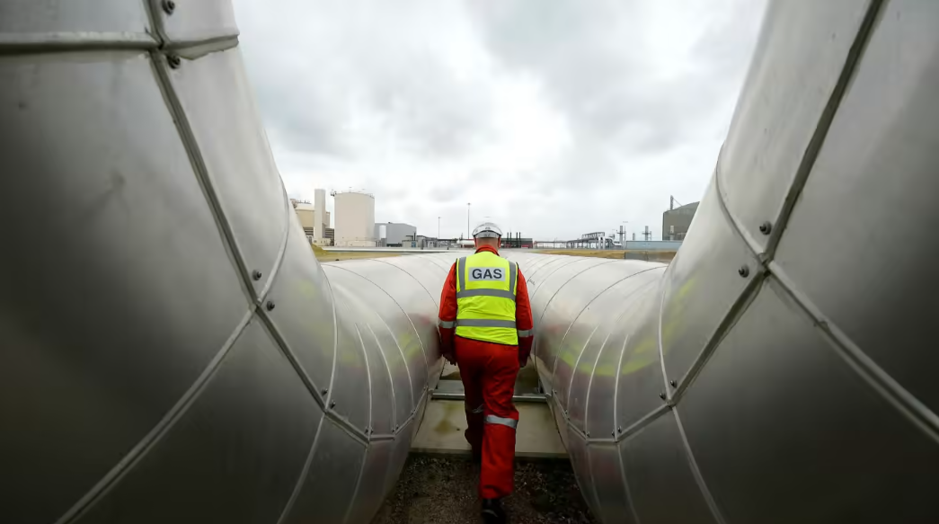 Ch&acirc;u &Acirc;u đang 