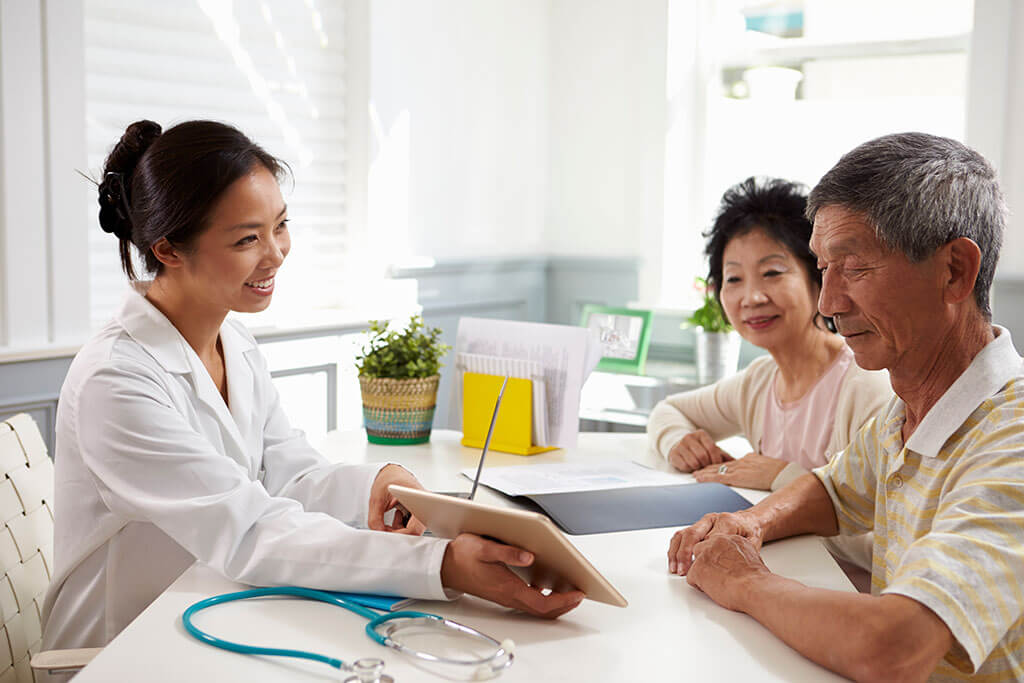 Thị trường dược và chăm sóc sức khỏe không chỉ thu hút các nhà đầu tư ngoại mà còn là kênh thu hút số đông khách hàng là người dân sẵn sàng chi trả cho các dịch vụ y tế, khám chữa bệnh chất lượng cao...