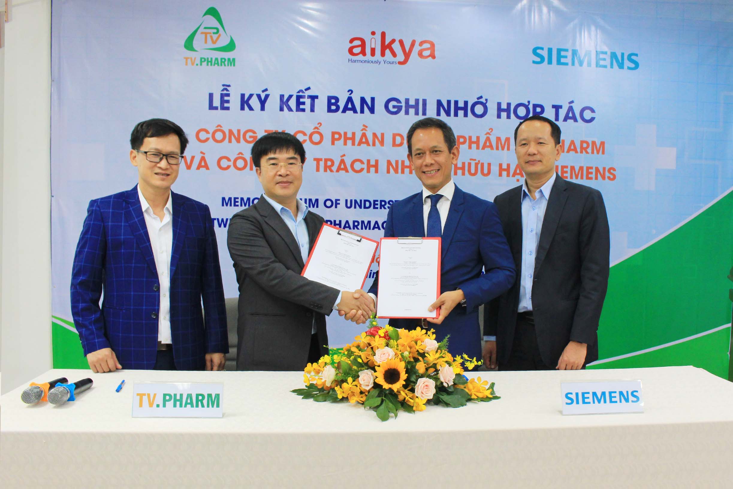 Lễ ký kết đánh dấu bước hợp tác quan trọng liên quan đến kỹ thuật cơ sở hạ tầng thông minh cho Cụm Công nghiệp Dược phẩm Công nghệ cao TV.Pharm.