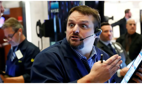 Giá cổ phiếu hãng công nghệ Hồng Kông tăng hơn 320 lần sau một tháng