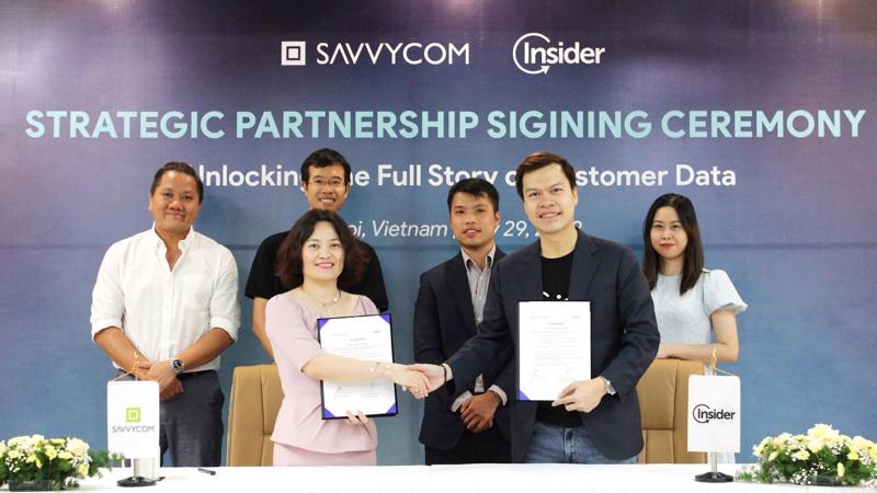 The signing of the strategic partnership.