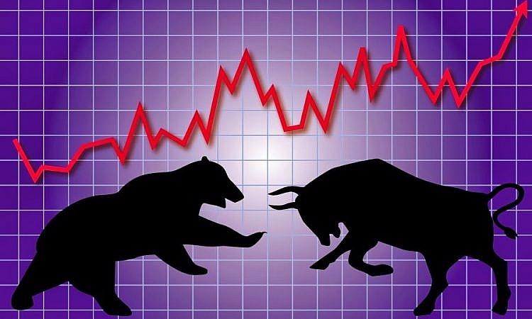 New stock market account openings tumble in July
