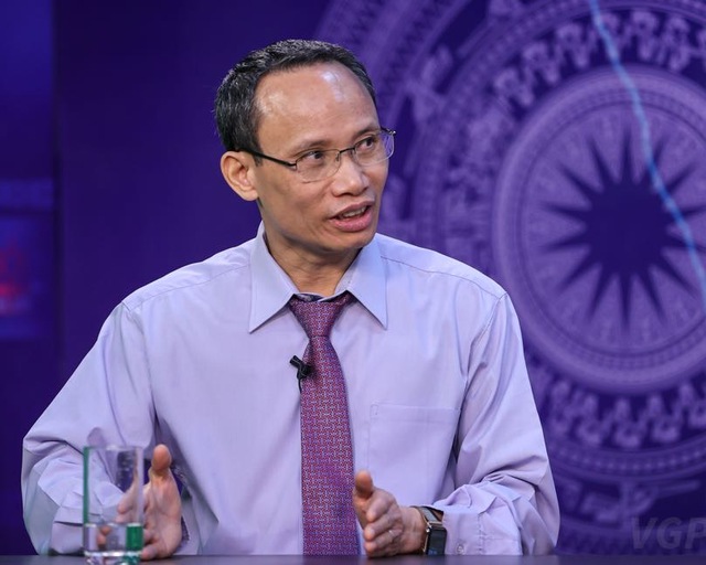 Chuyên gia kinh tế Cấn Văn Lực.