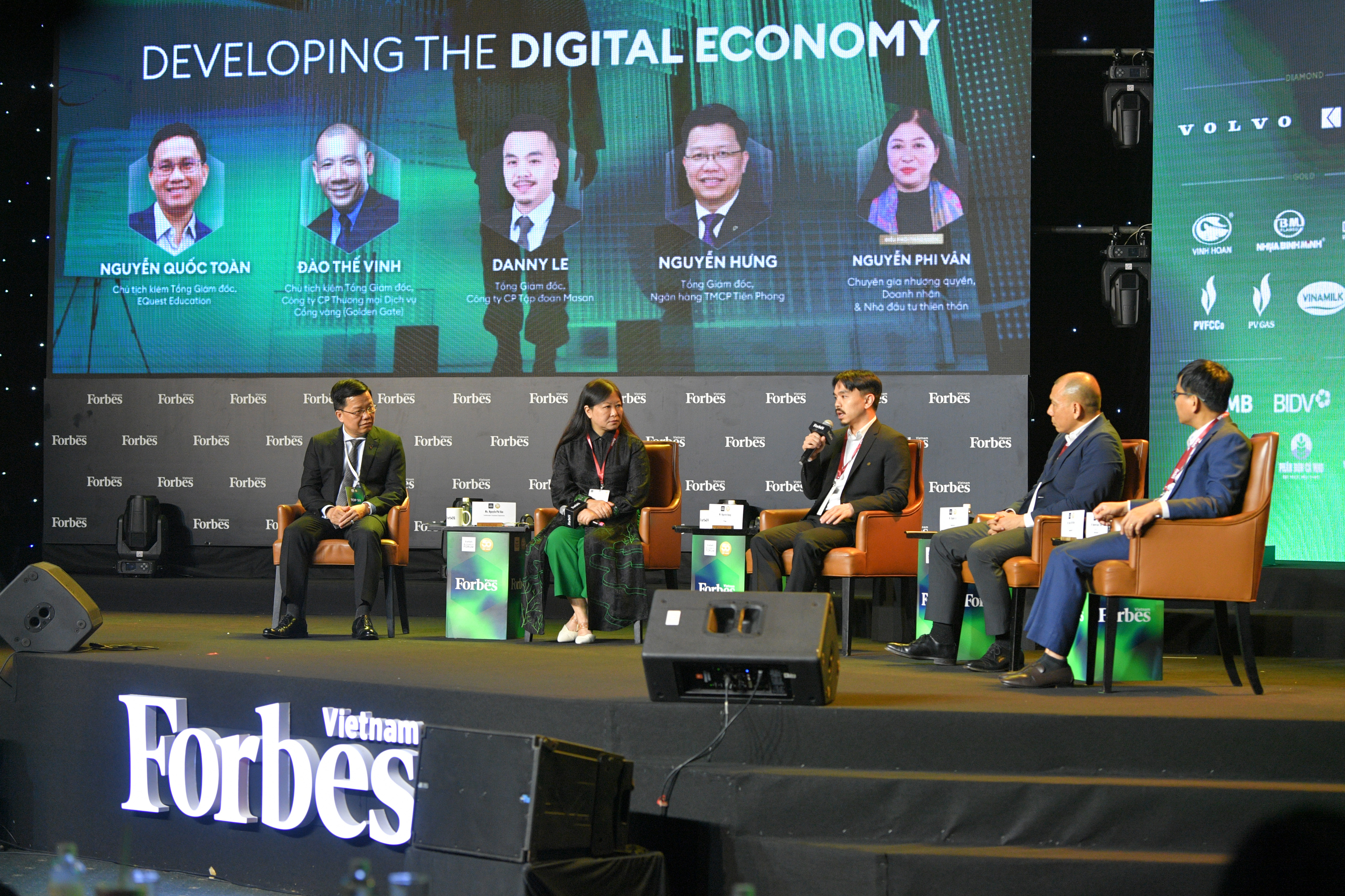 &Ocirc;ng Danny Le, Tổng gi&aacute;m đốc Tập đo&agrave;n Masan chia sẻ trong phi&ecirc;n thảo luận với chủ đề &ldquo;Ph&aacute;t triển nền kinh tế số&rdquo;.