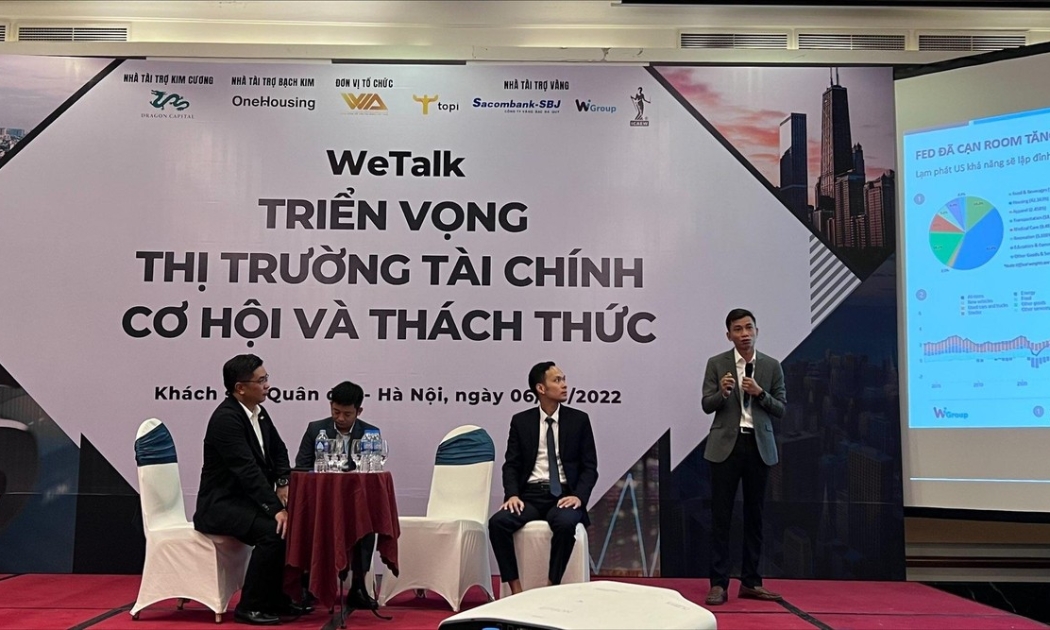 Việc lạm phát Mỹ lập đỉnh và Fed dừng tăng lãi suất sẽ ảnh hưởng đến chính sách tiền tệ của Việt Nam...