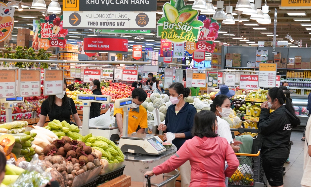 Khách hàng mua sắm tại Emart Gò Vấp (Ảnh minh họa).
