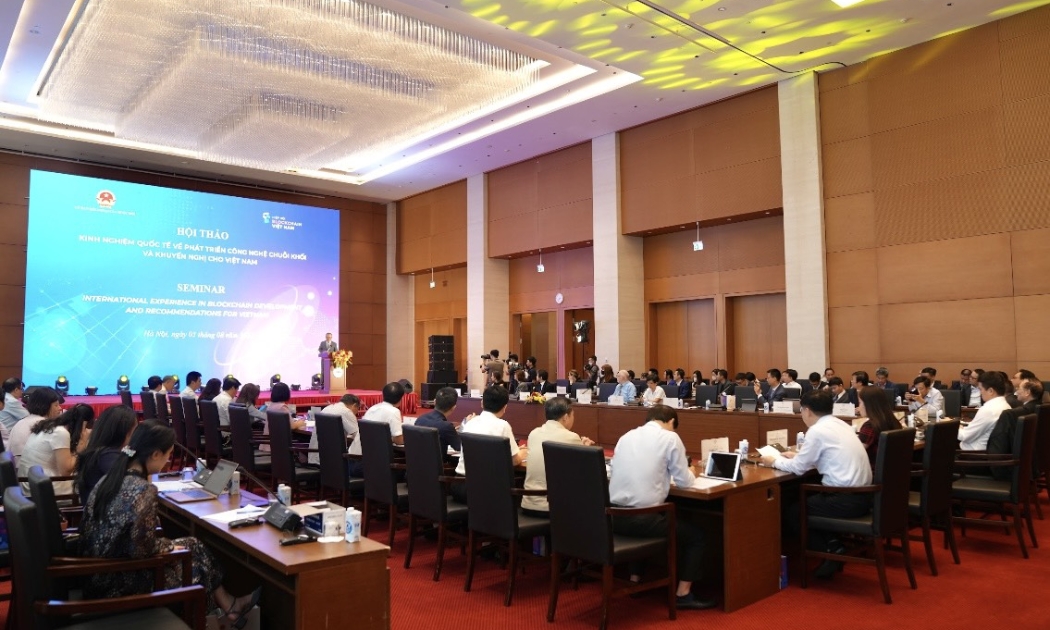 Toàn cảnh Hội thảo “Kinh nghiệm quốc tế về phát triển công nghệ chuỗi khối và khuyến nghị cho Việt Nam”.
