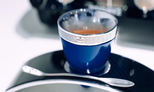 Ly espresso giá 1,4 triệu đồng tại quán cà phê mới khai trương của Bugatti