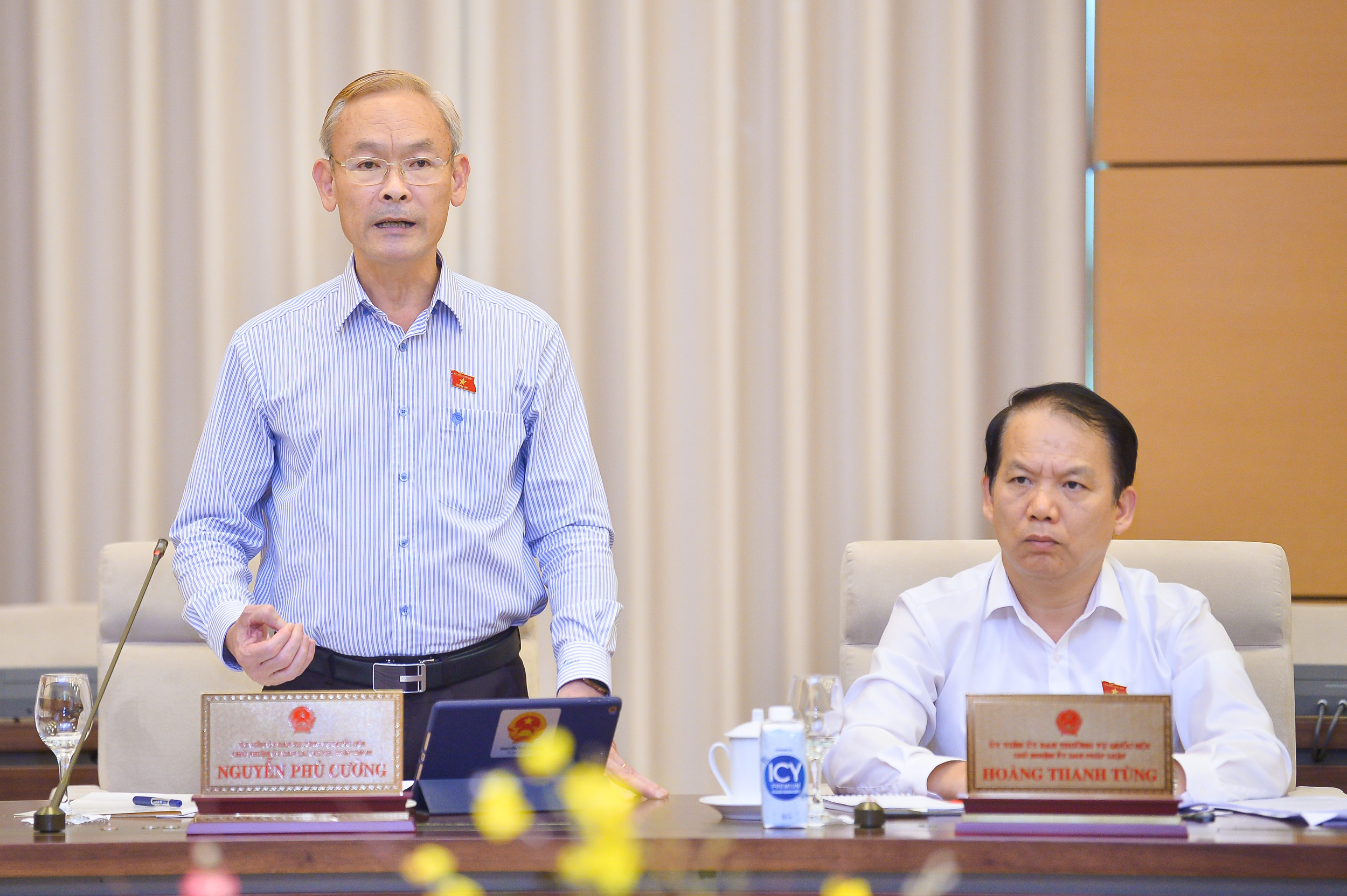 Chủ nhiệm Ủy ban T&agrave;i ch&iacute;nh &ndash; Ng&acirc;n s&aacute;ch Nguyễn Ph&uacute; Cường tại phi&ecirc;n họp - Ảnh: Quochoi.vn