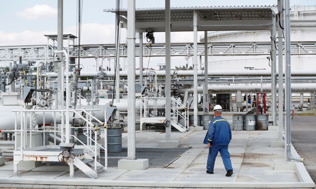 Đầu cuối của đường ống dẫn dầu Druzhba tại Séc ngày 10/8/2022 - Ảnh: Reuters.