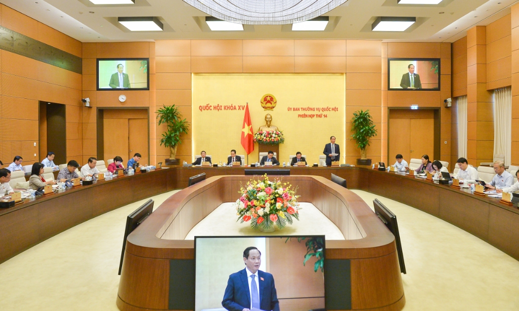 Ủy ban Thường vụ Quốc hội xem xét báo cáo công tác dân nguyện của Quốc hội tháng 7/2022 - Ảnh: Quochoi.vn