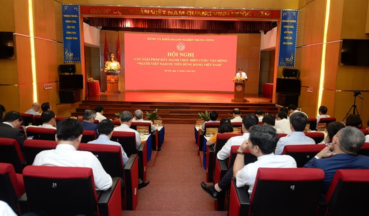 Hội nghị “Các giải pháp đẩy mạnh thực hiện Cuộc vận động “Người Việt Nam ưu tiên dùng hàng Việt Nam”. 