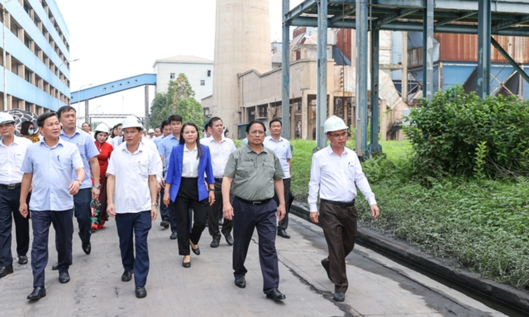 Thủ tướng Phạm Minh Chính sẽ làm việc với lãnh đạo các bộ, ngành, cơ quan liên quan về phương án tháo gỡ các khó khăn, vướng mắc cho dự án Đạm Ninh Bình - Ảnh: VGP/Nhật Bắc