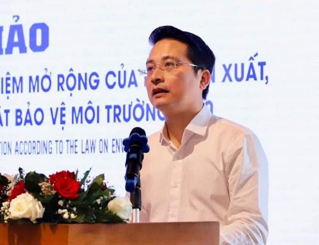 &Ocirc;ng Phan Tuấn H&ugrave;ng, Vụ trưởng Vụ Ph&aacute;p chế, Bộ T&agrave;i nguy&ecirc;n v&agrave; M&ocirc;i trường: 