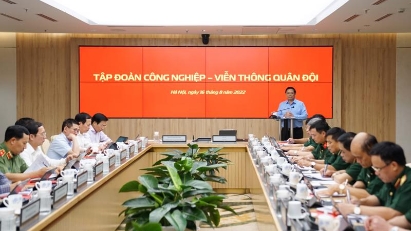 PM speaks highly of Viettel