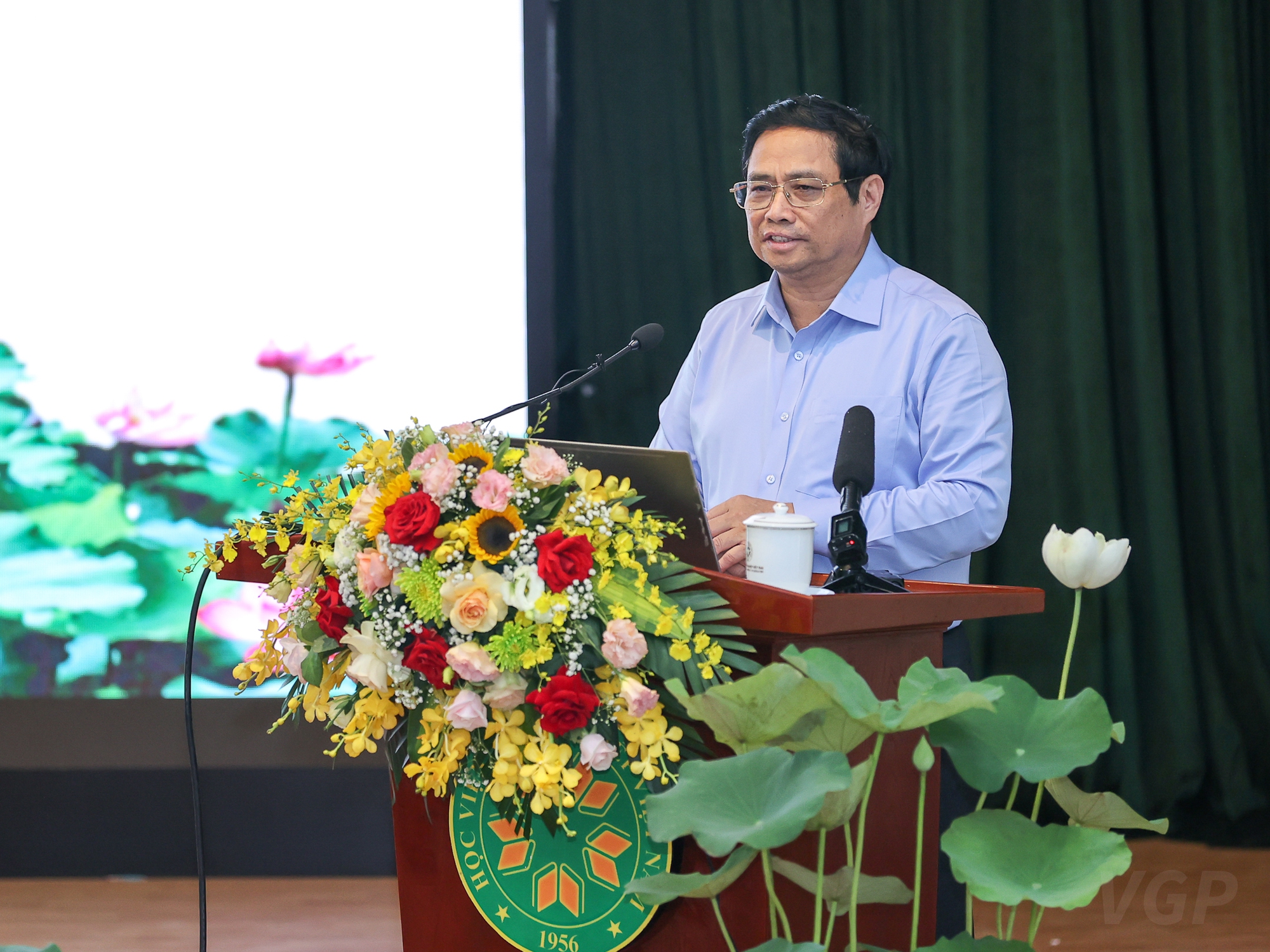 Thủ tướng phát biểu tại buổi làm việc - Ảnh: VGP